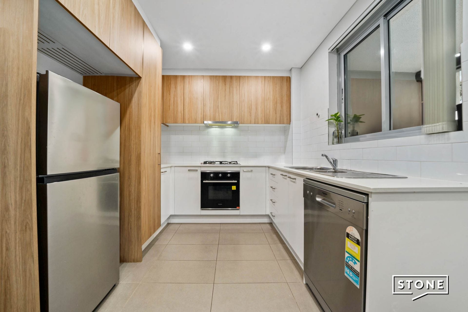 1/14-18 Peggy Street, Mays Hill, Mays Hill - Image 1