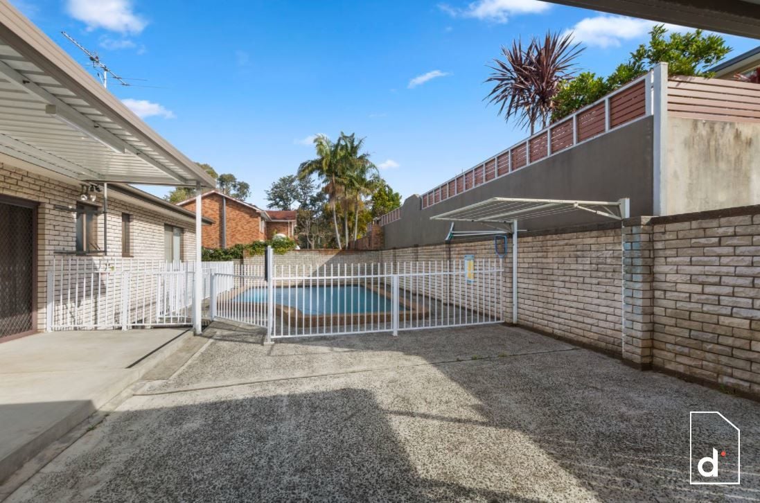 1/40 Arvenis Crescent, Balgownie NSW