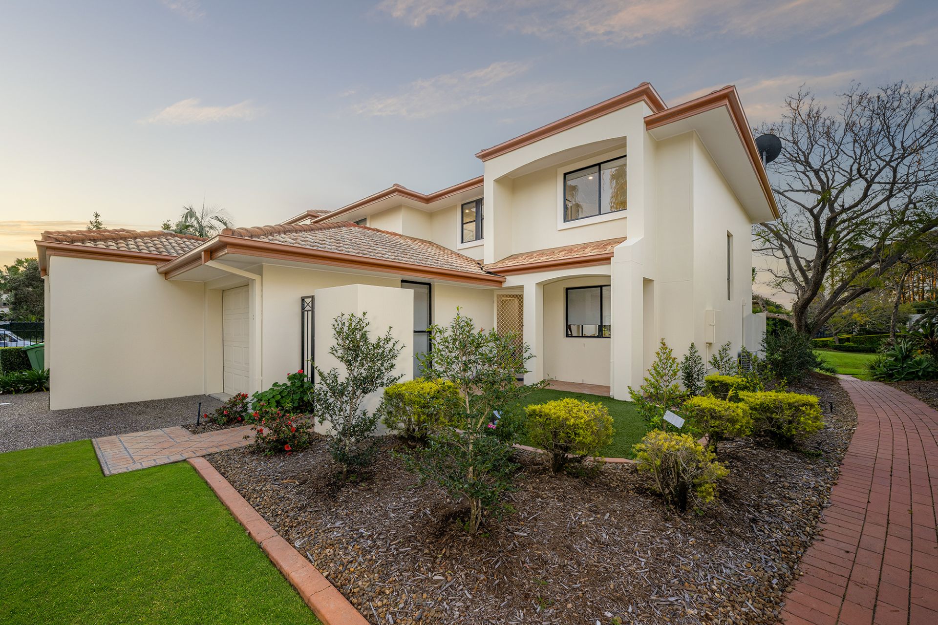 2/23 Santa Barbara Road, Hope Island QLD 4212, Hope Island - Thumbnail 4