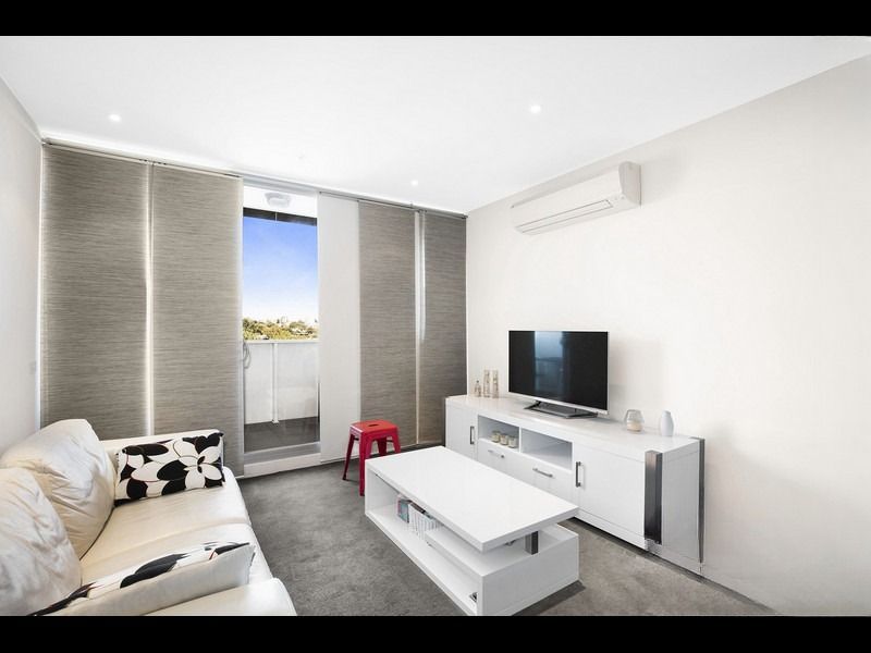 805/77 River Street, South Yarra - Thumbnail 2