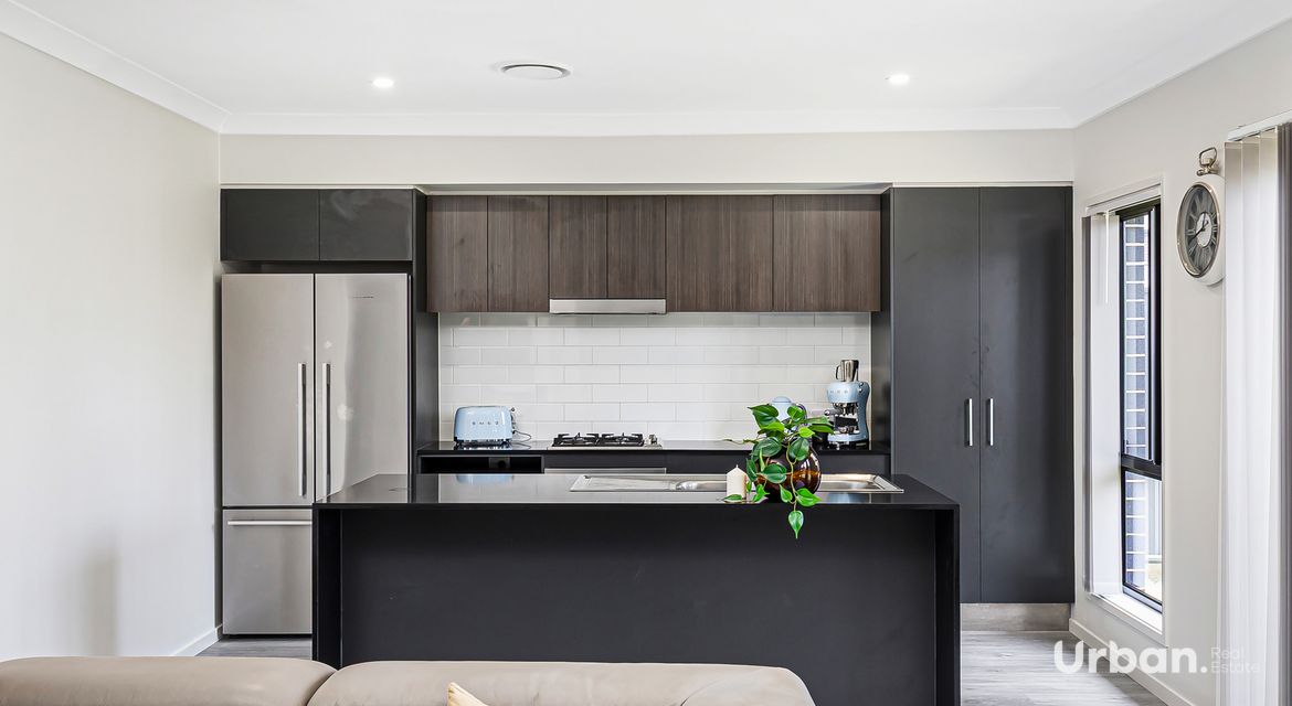 Colebee 50 Sandalwood Crescent