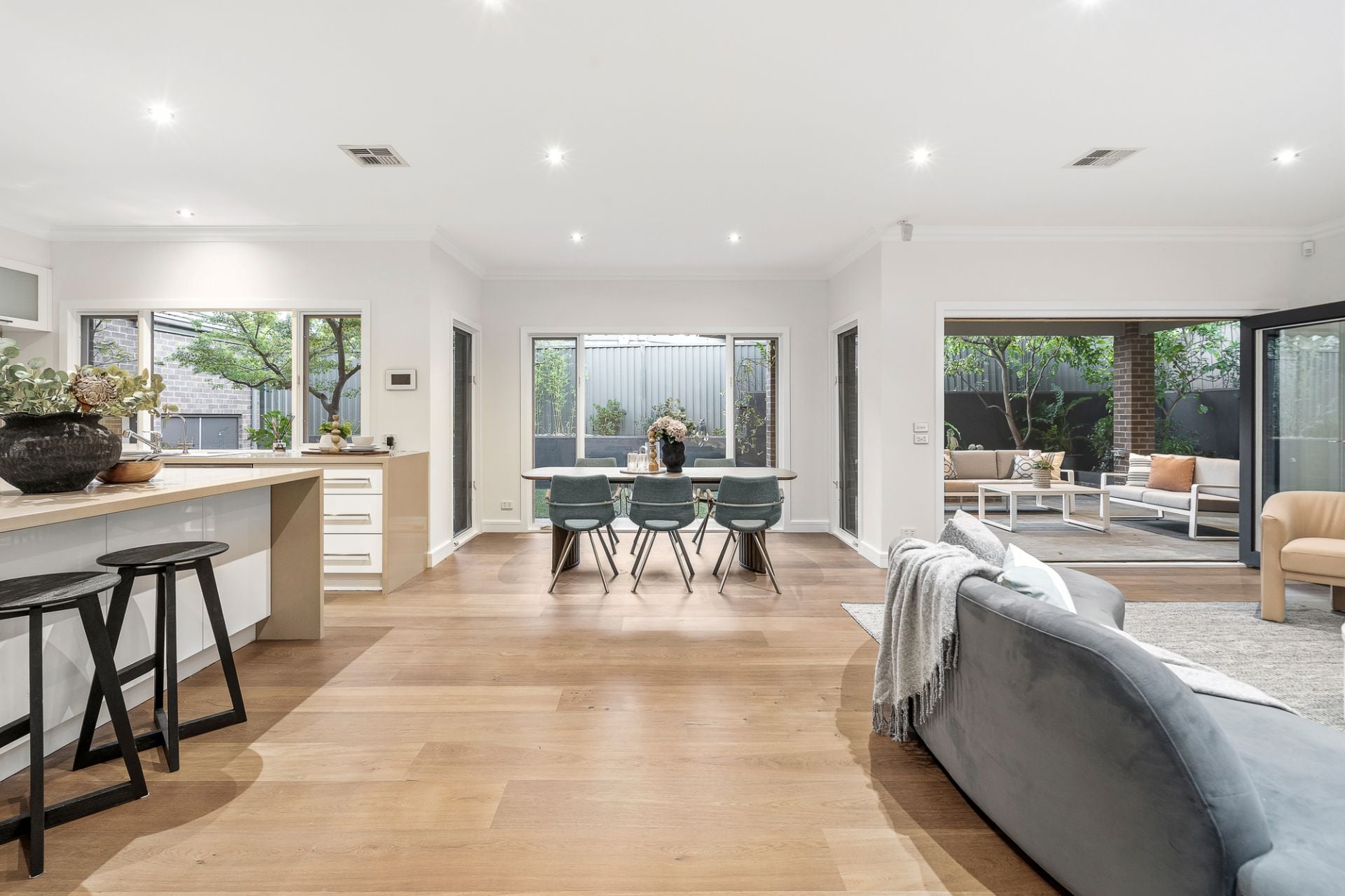 699 Riversdale Road, Camberwell, Camberwell - Thumbnail 6
