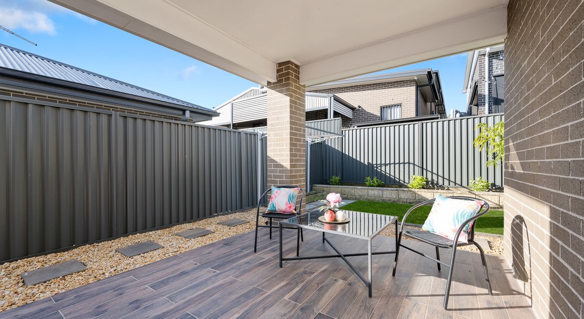 Denham Court 31 Sweetman Circuit