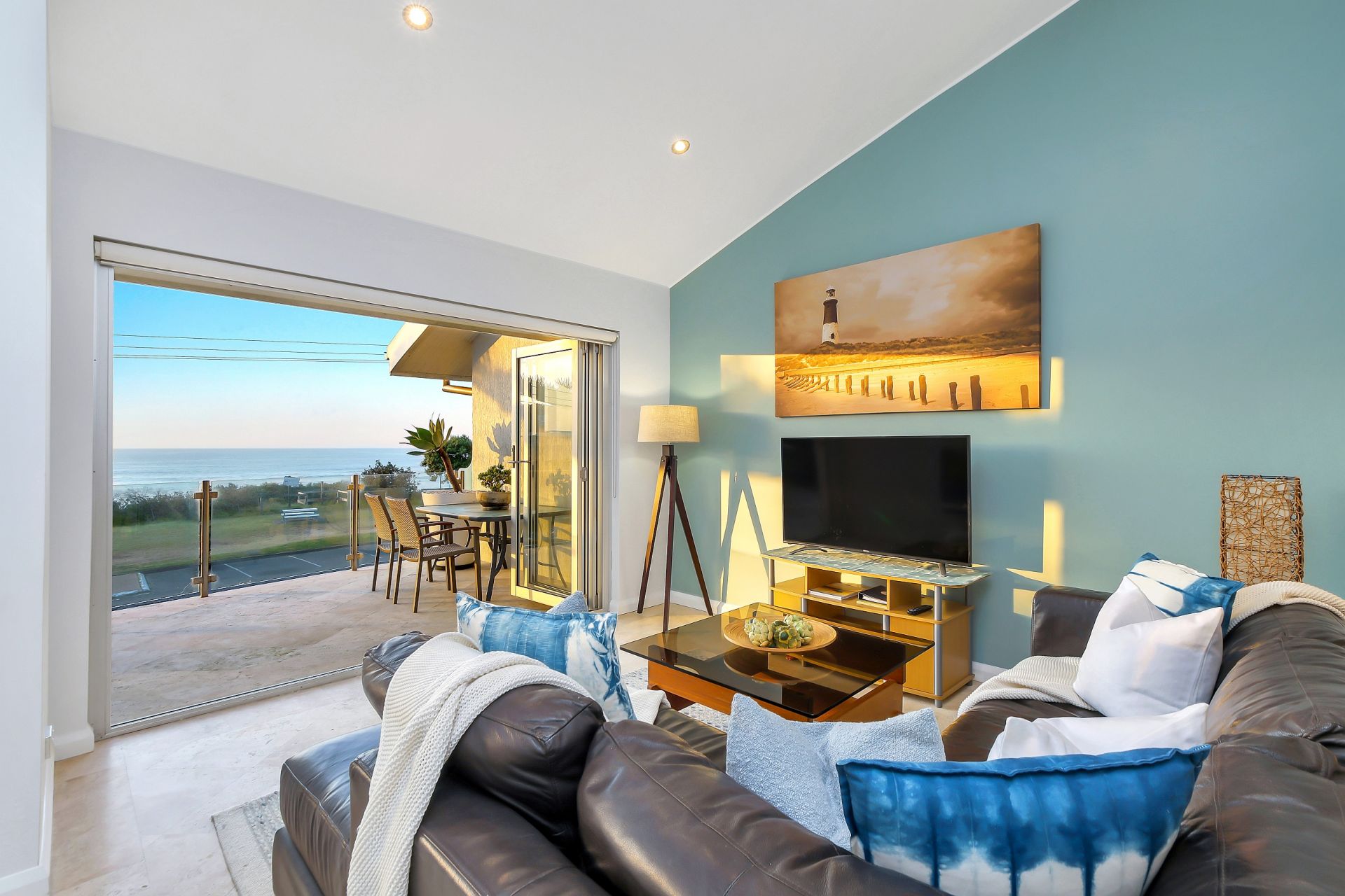 2/202-204 Del Monte Place, Copacabana, Copacabana - Thumbnail 2