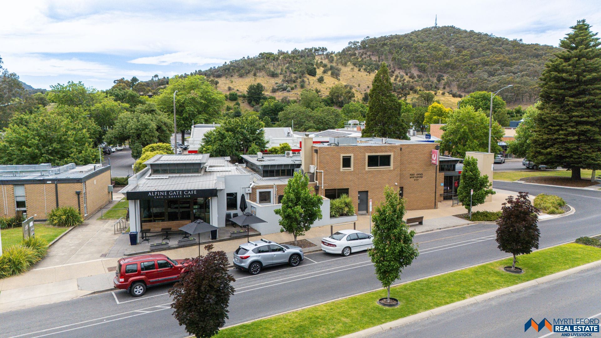 36 Clyde Street, MYRTLEFORD, Myrtleford - Thumbnail 2