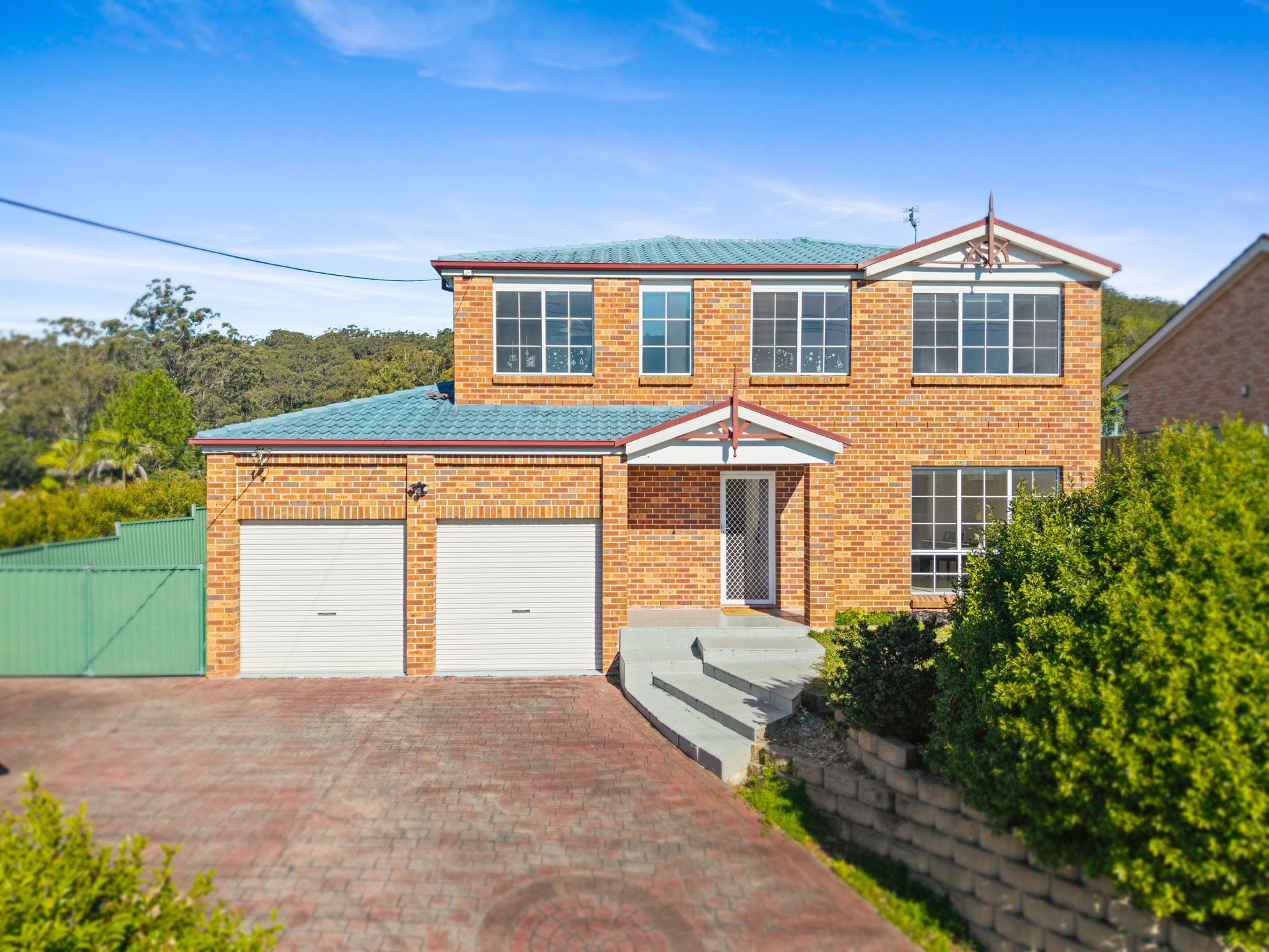 100 Newling Street, Lisarow