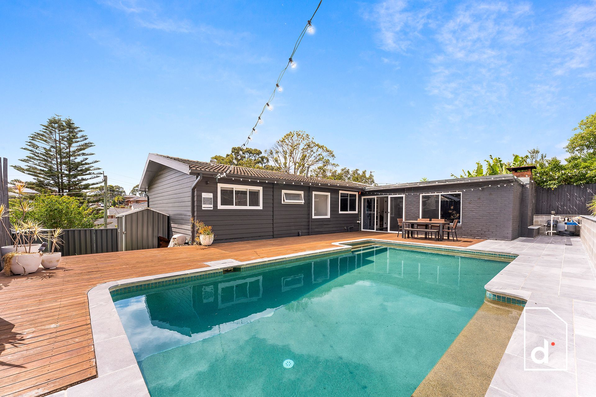 8 Wonson Avenue, Coniston NSW