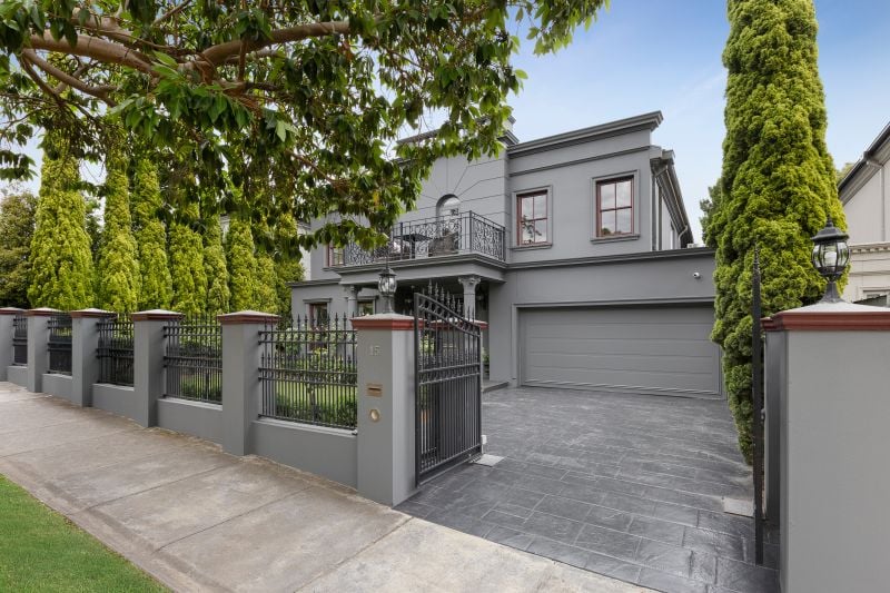 Grand-Scale Family Elegance in Prestigious Sackville Ward Precinct