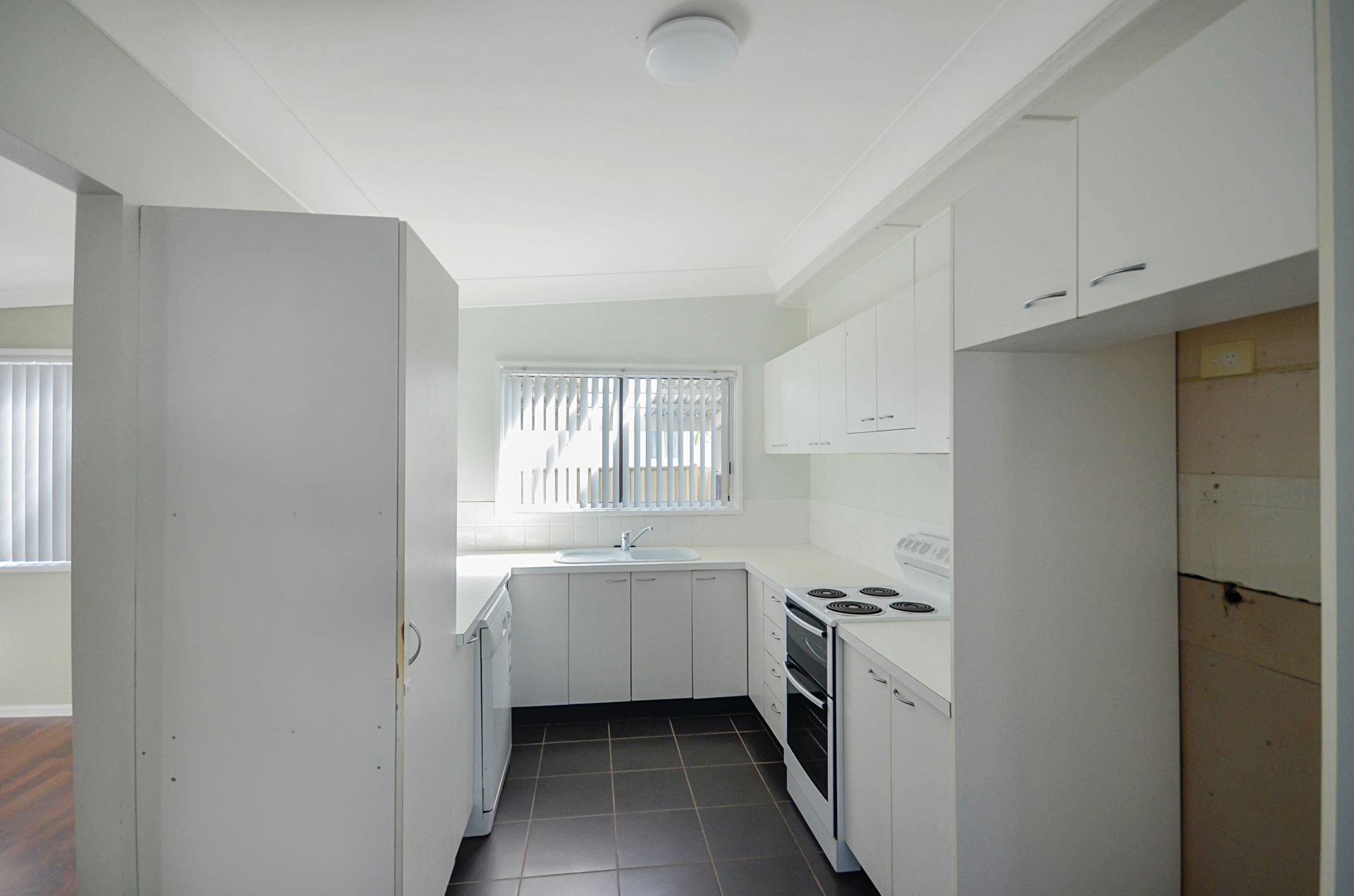 9 Cogra Road Woy Woy NSW, Woy Woy - Thumbnail 8