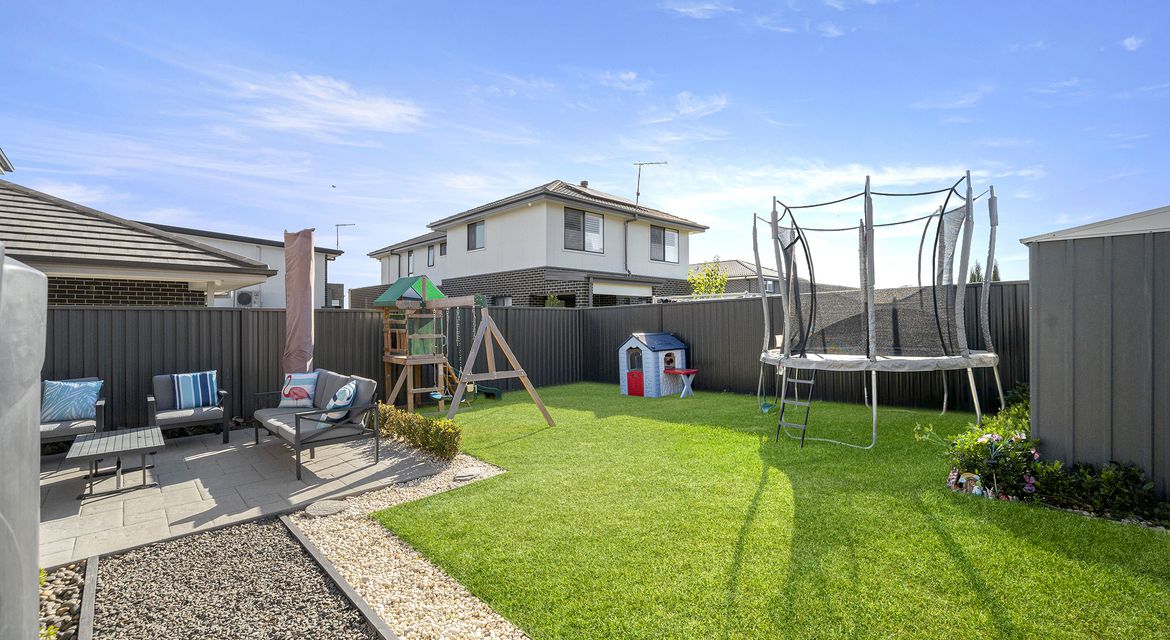 Austral 10 Crusader Street