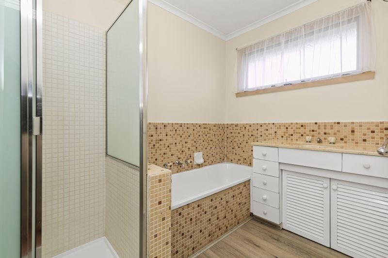 3 Kenna Drive, Lalor