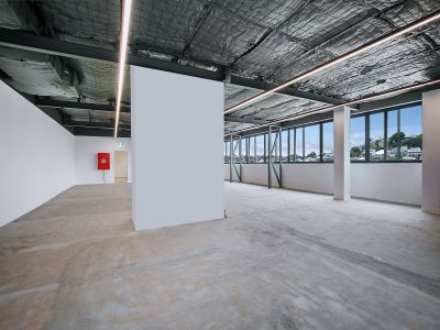 GROUND FLOOR OFFICE/RETAIL OPPORTUNITY!