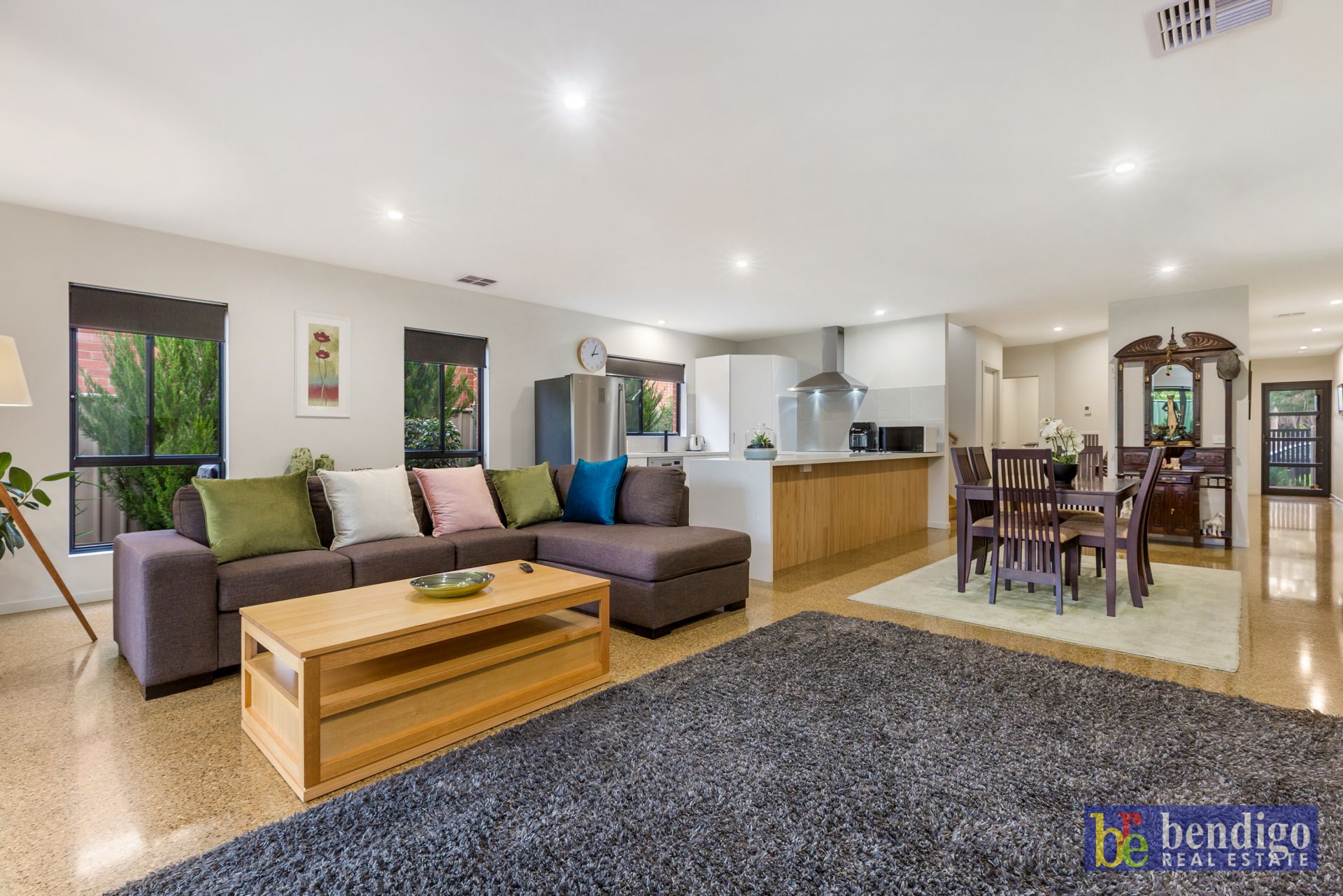 5B Ellis Street Flora Hill VIC, Hill - Thumbnail 2