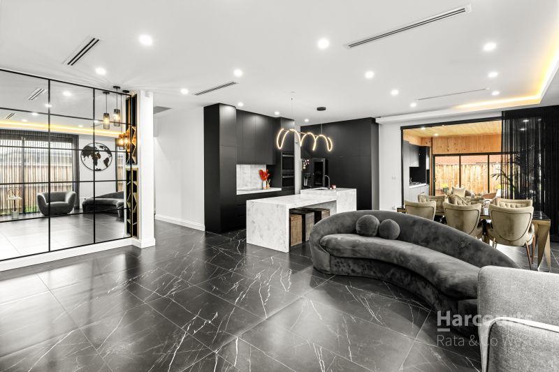 23 Shadow Street, Deanside