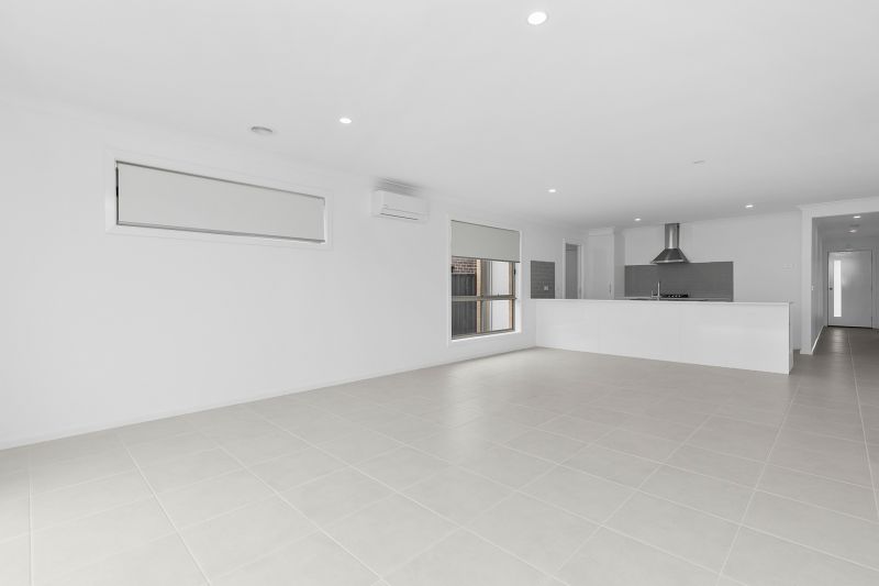 51 Oleander Circuit, Beveridge