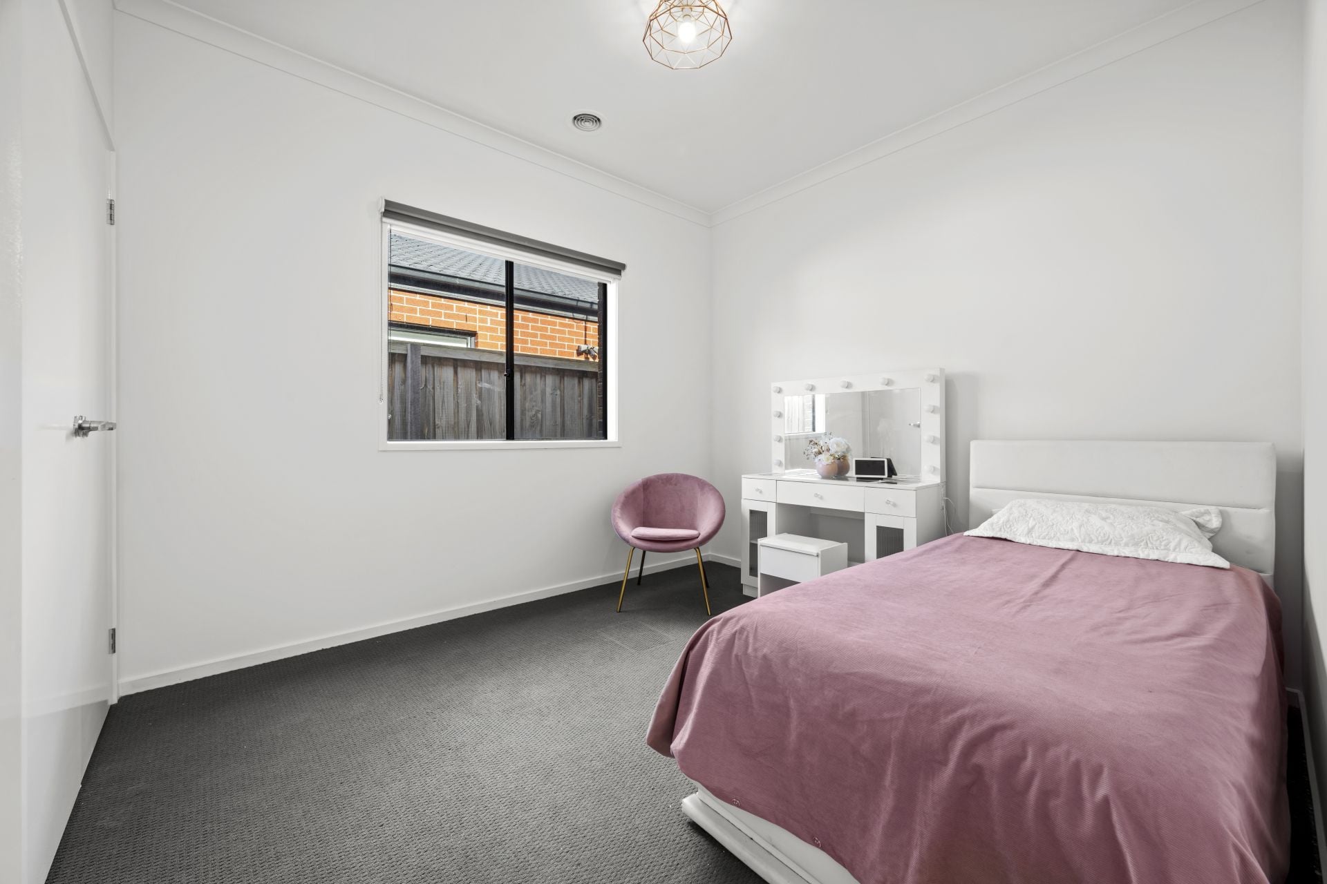 Stylish Family Living In A Convenient Mernda Location