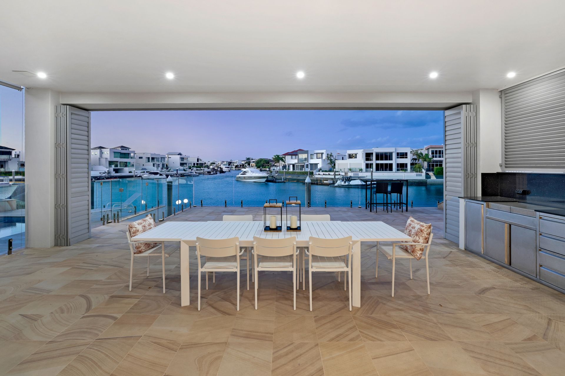 8 King Charles Drive, Sovereign Islands QLD 4216, Sovereign Islands - Thumbnail 8