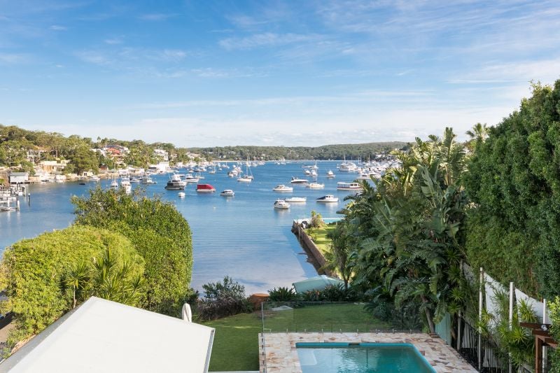 16 Willaburra Road BURRANEER 2230