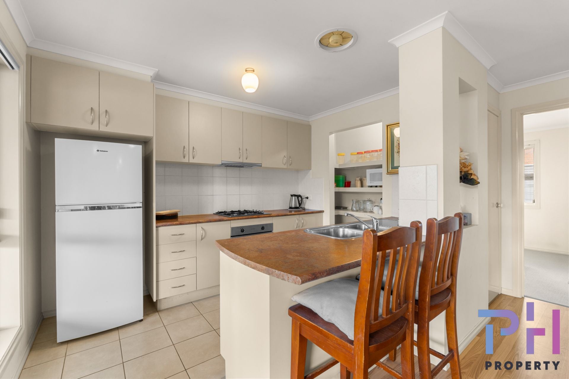 21 Cooba Drive Epsom VIC, Epsom - Thumbnail 5