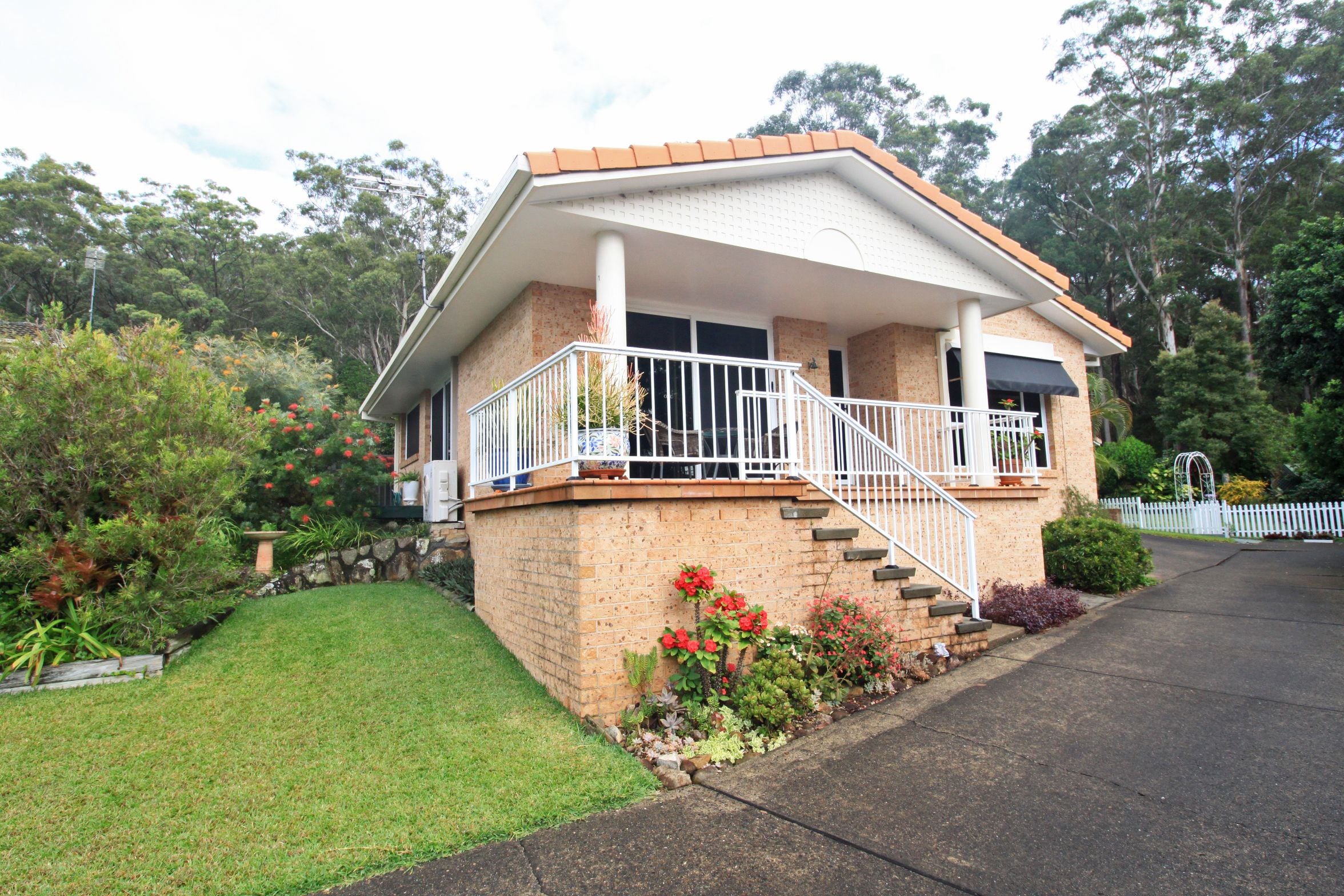 1/28 Blackbutt Crescent, LAURIETON NSW 2443