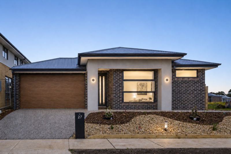 27 Murrumbidgee Drive, Deanside - Thumbnail 2