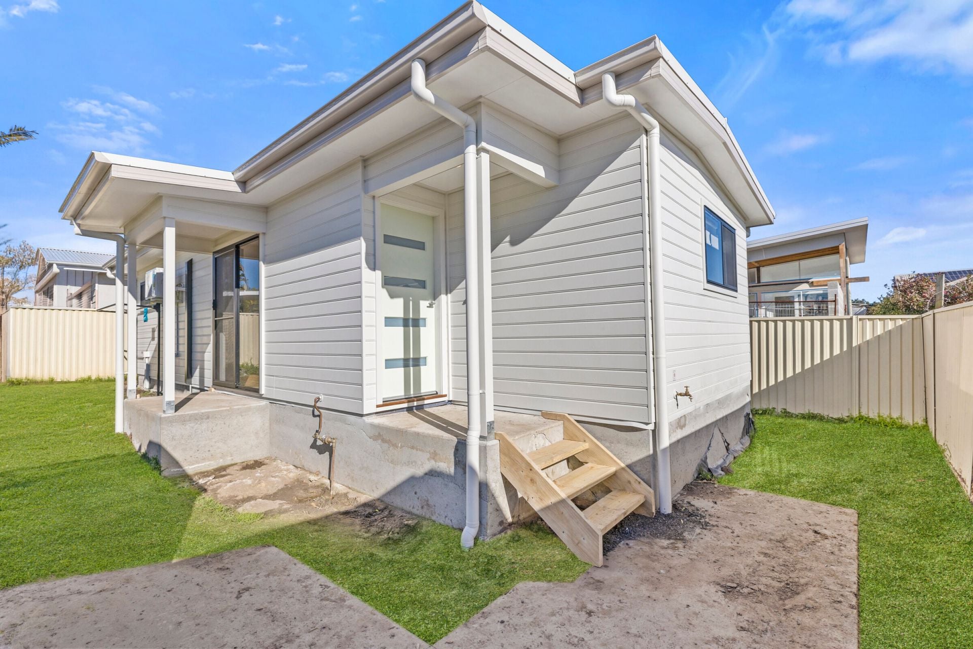 11a Dampier Boulevard, Killarney Vale NSW