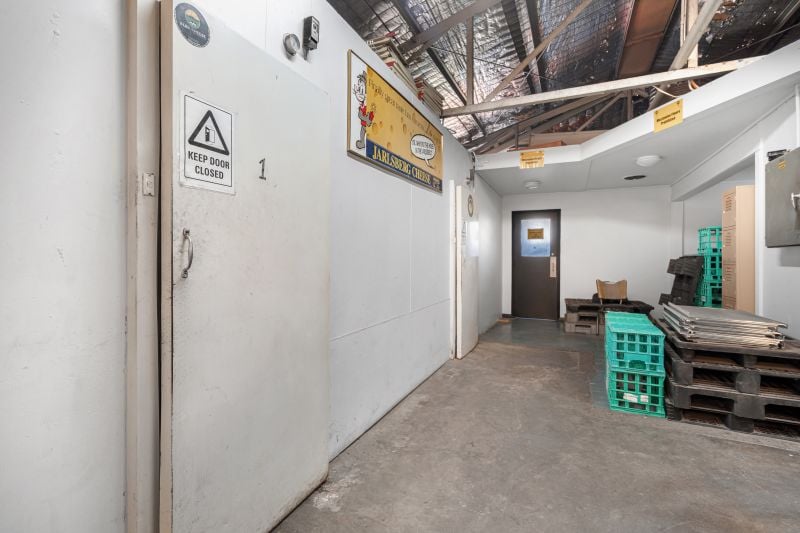 296 Station Street, Lalor