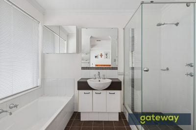 16 New England Vista, Aubin Grove