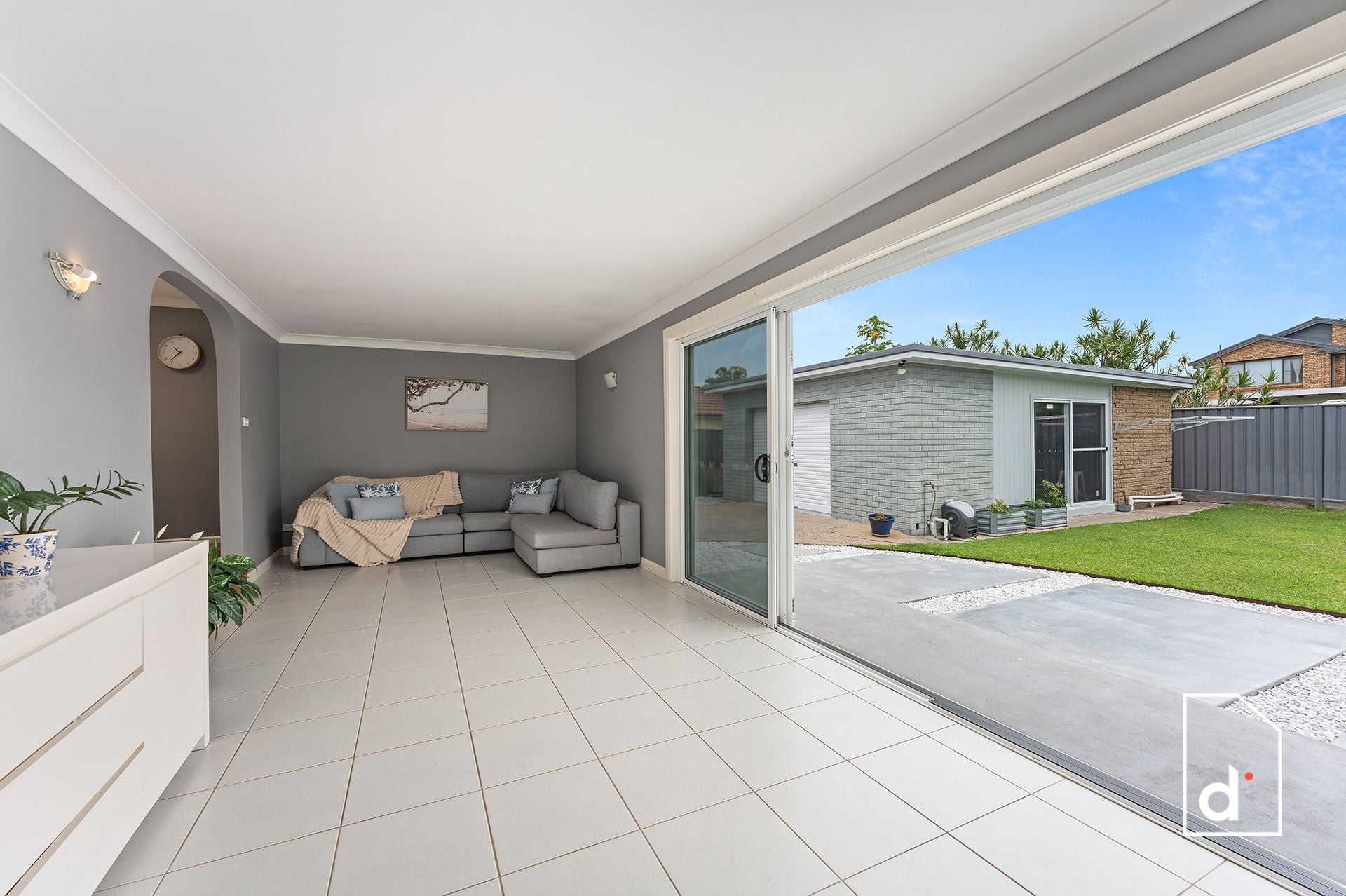 15 Doris Avenue, Woonona NSW