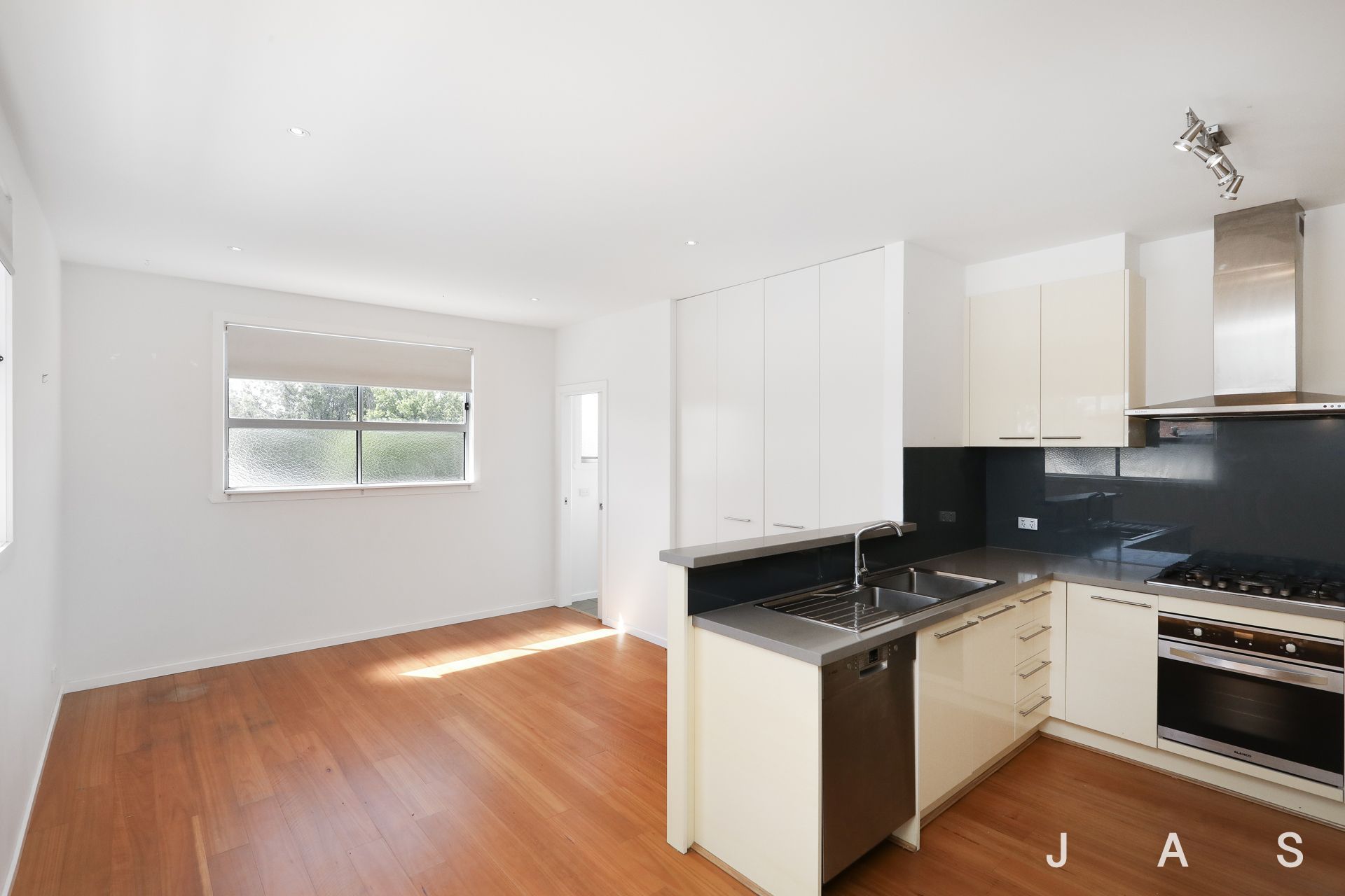 6 Crown Street Footscray VIC, Footscray - Thumbnail 6