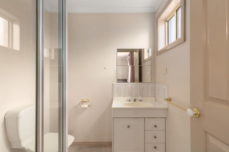 39 Young Street, Epping