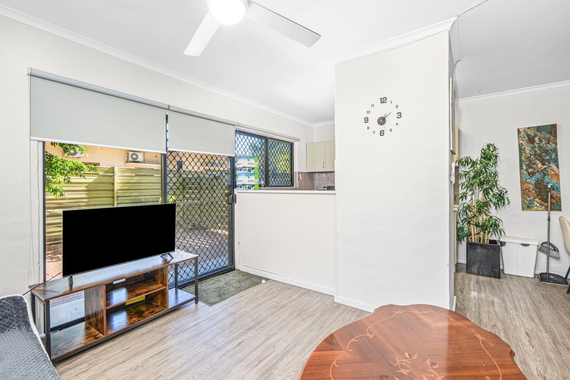 1/11 Undoolya Road East Side NT, East Side - Thumbnail 4