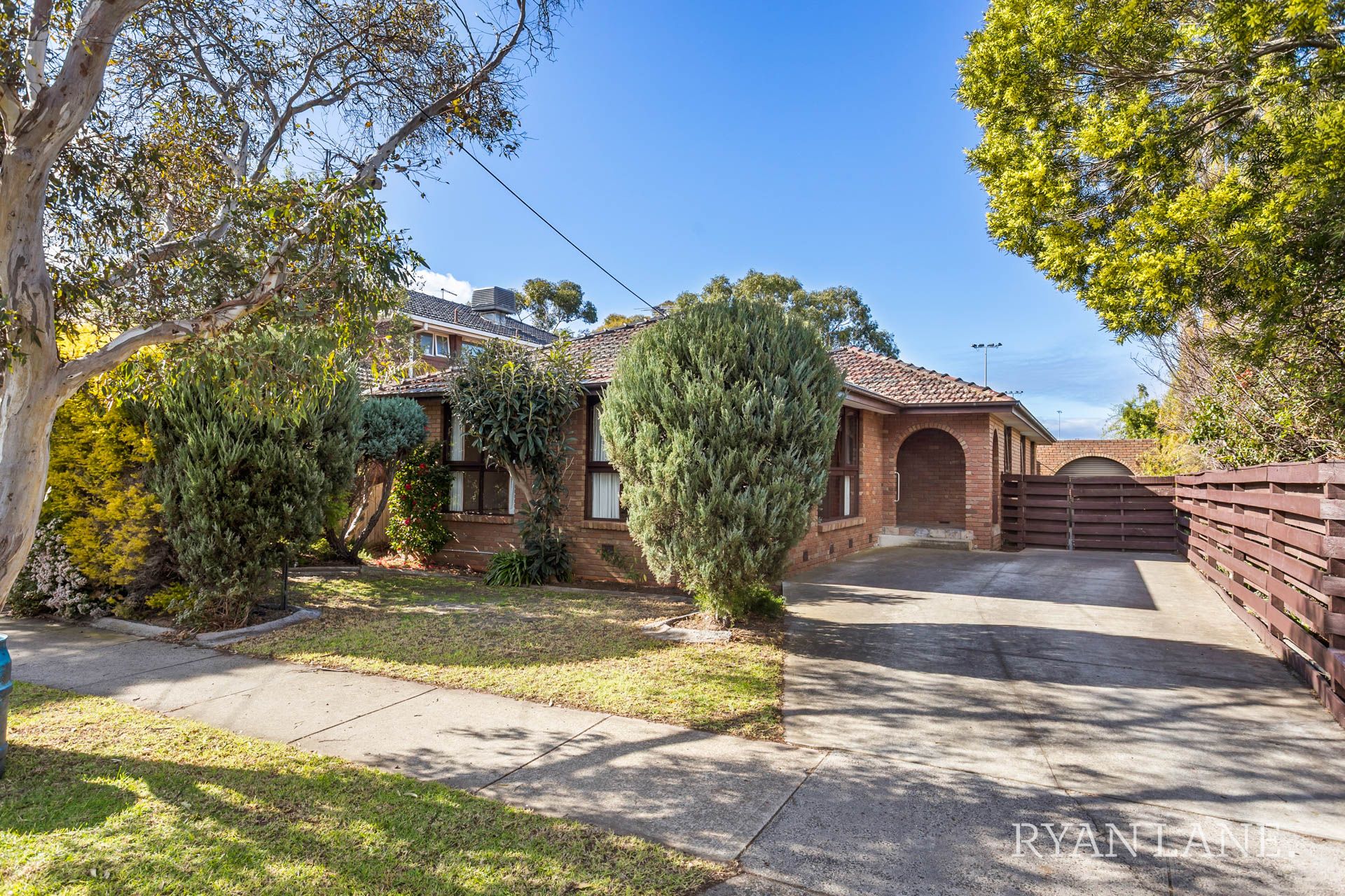 16 Mcintyre Drive Altona VIC, Altona - Thumbnail 2