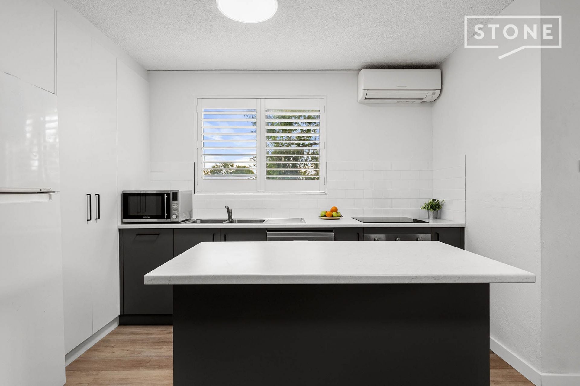 1/140 Teralba Road, Adamstown