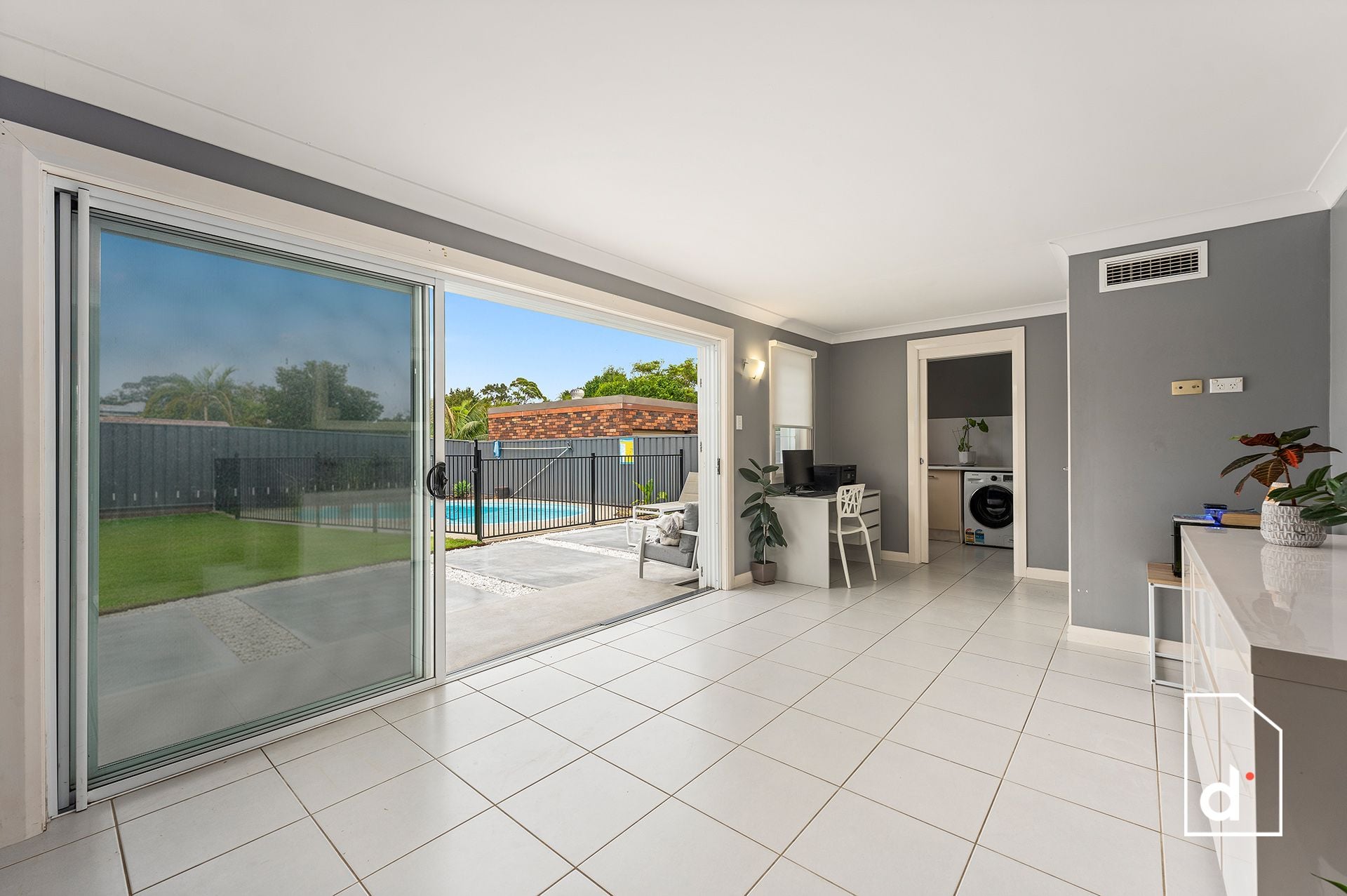 15 Doris Avenue, Woonona NSW