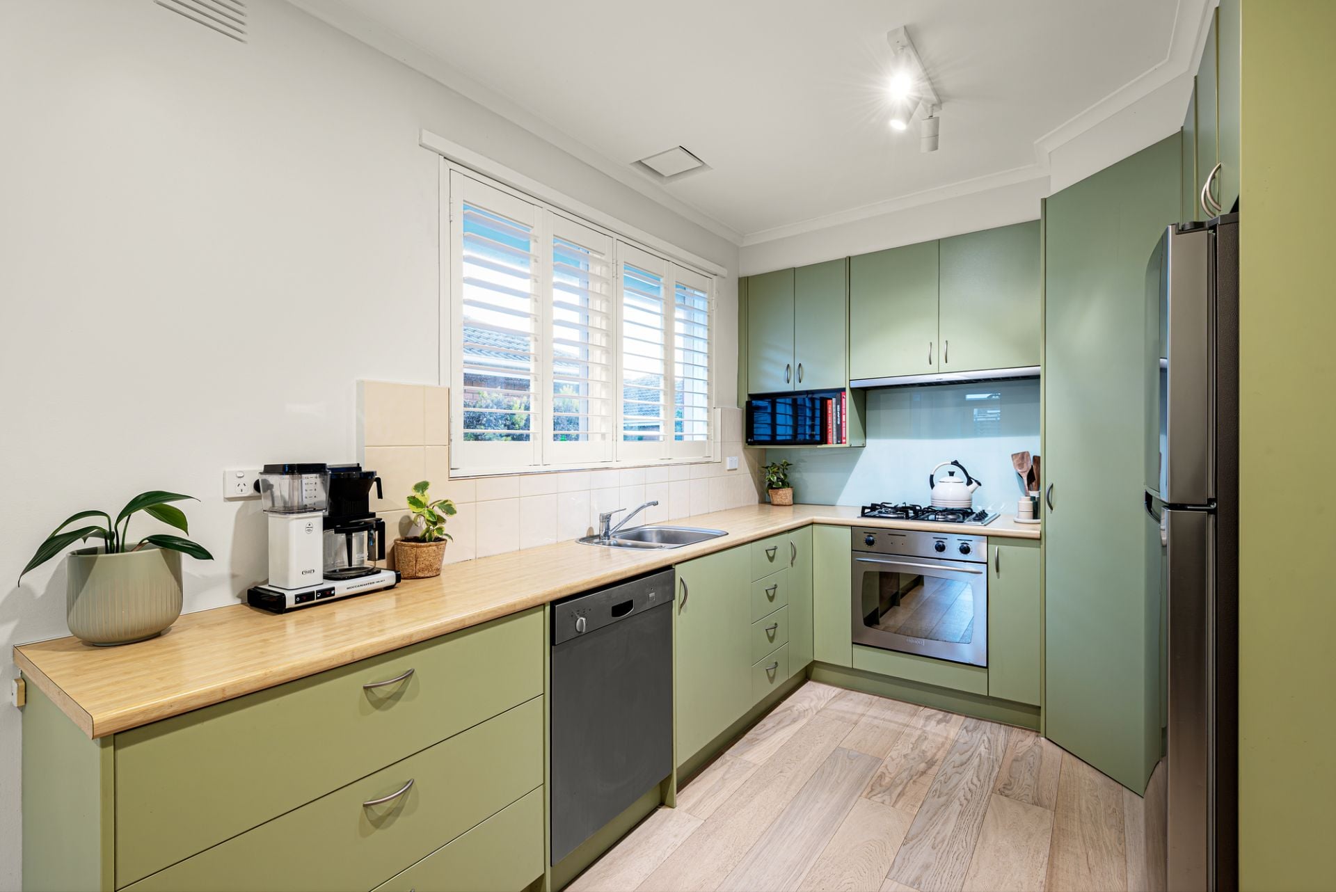1/2 Waratah Avenue, Glen Huntly, Glen Huntly - Thumbnail 5