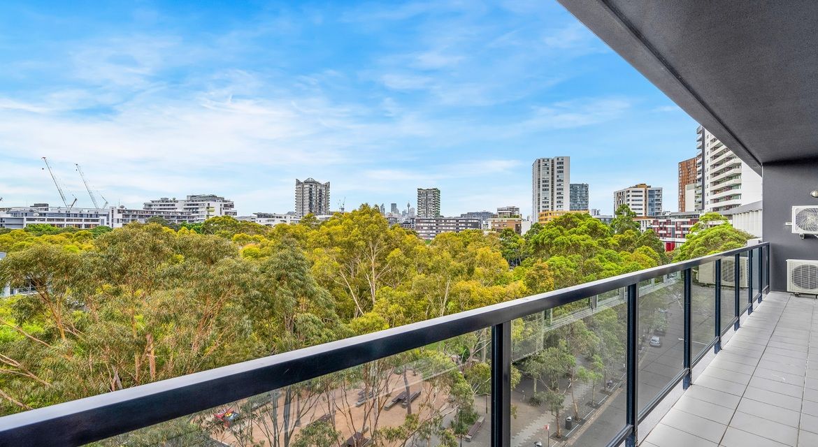 Zetland Level 8/63/2 Hutchinson Walk