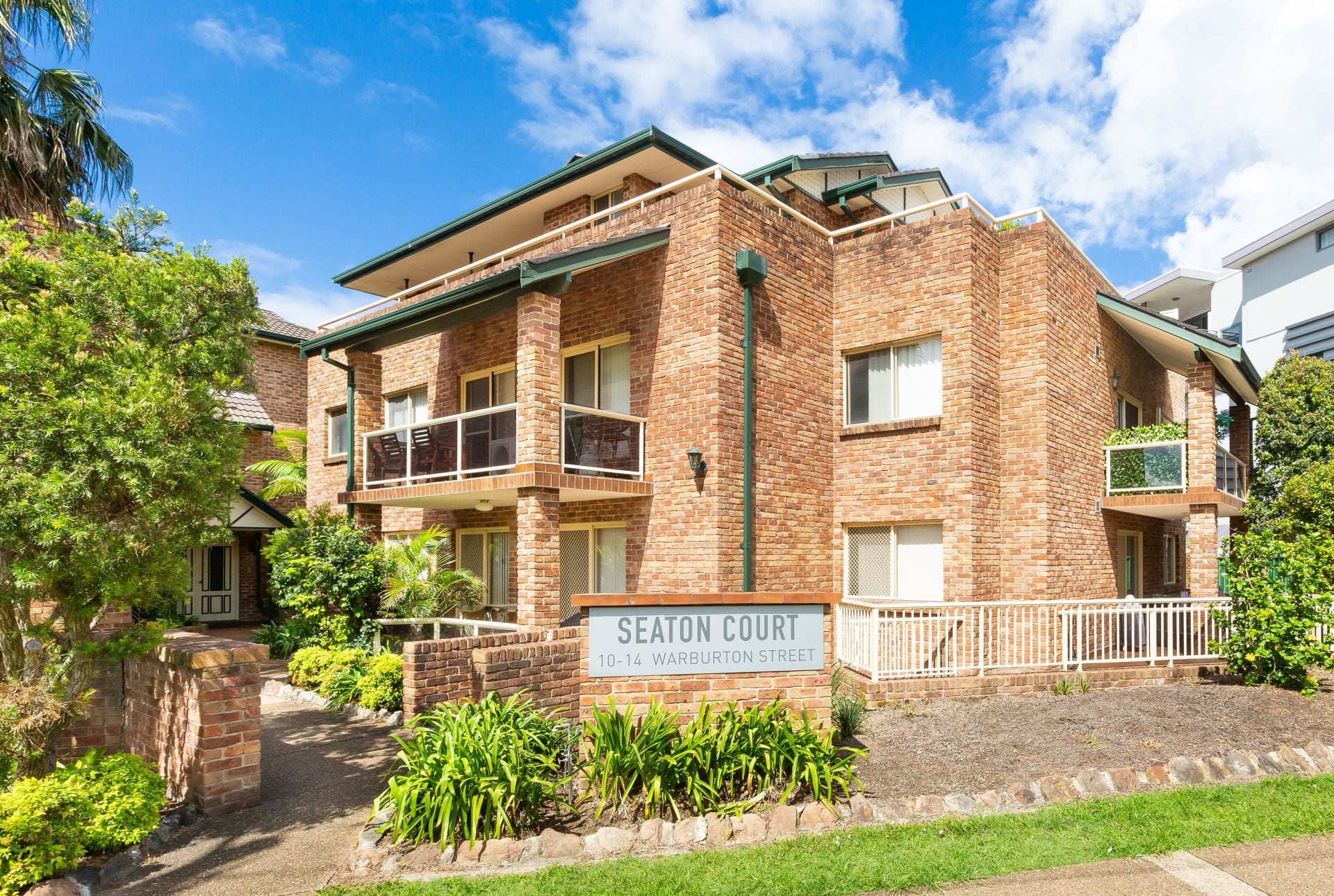 26/10-14 Warburton Street Gymea NSW
