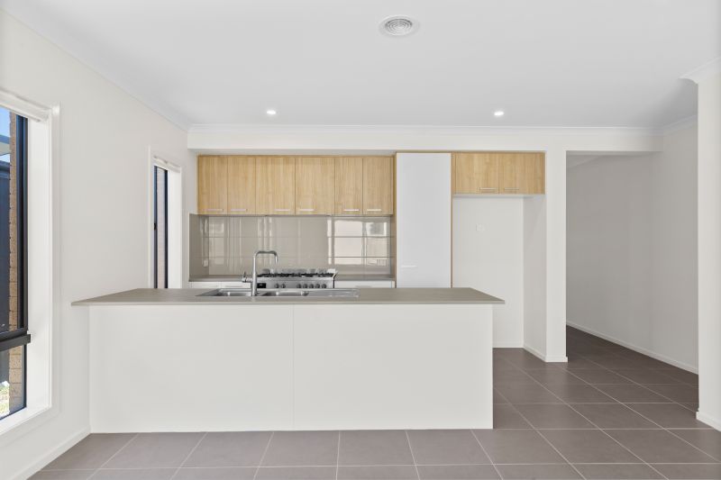 10 Noir Road, Wollert