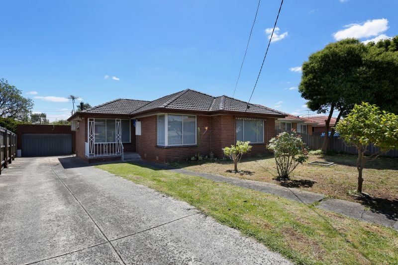 15 Menzies Parade, Lalor