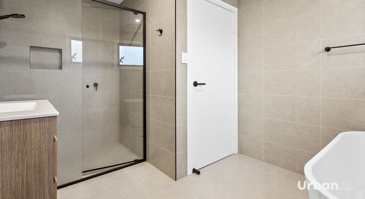 Tullimbar 15 Benandarah Way