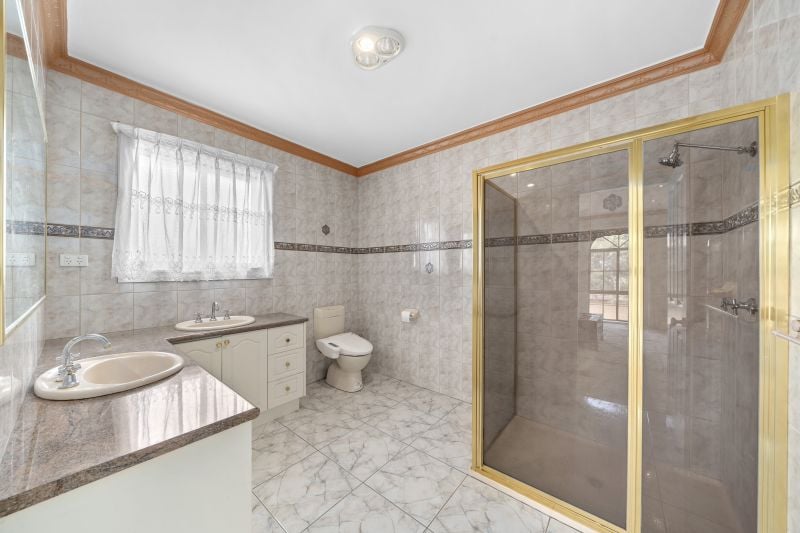 2 Amalfi Place, Epping