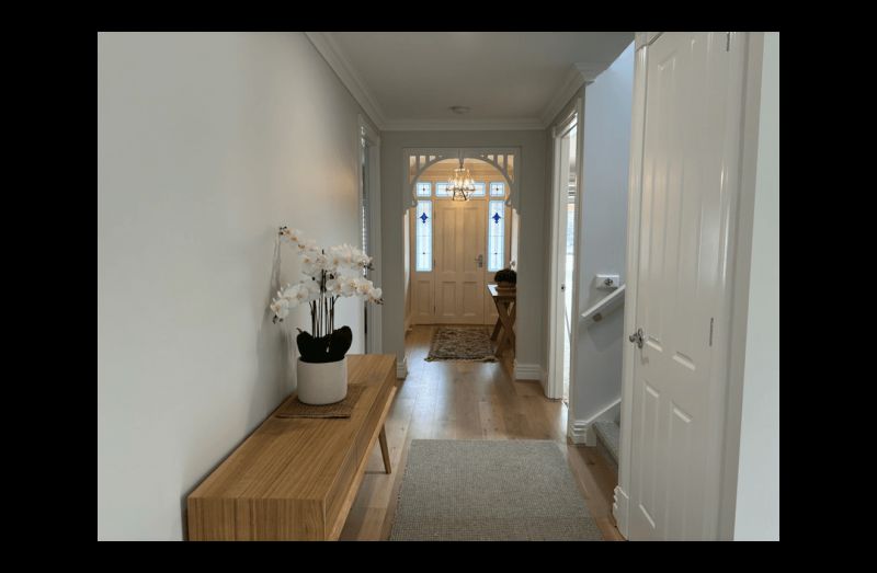 Stunning 4-Bedroom Family Home in Prime Portsea Location