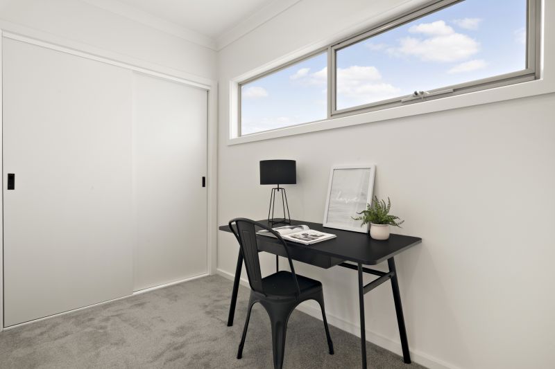 2/14 Marcia Street, Thomastown