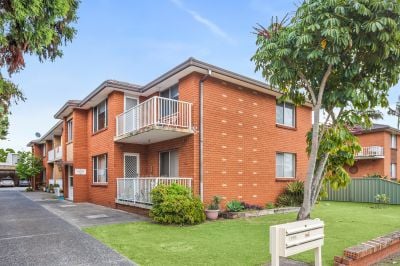 Lake Illawarra 5/10 Peterborough Avenue