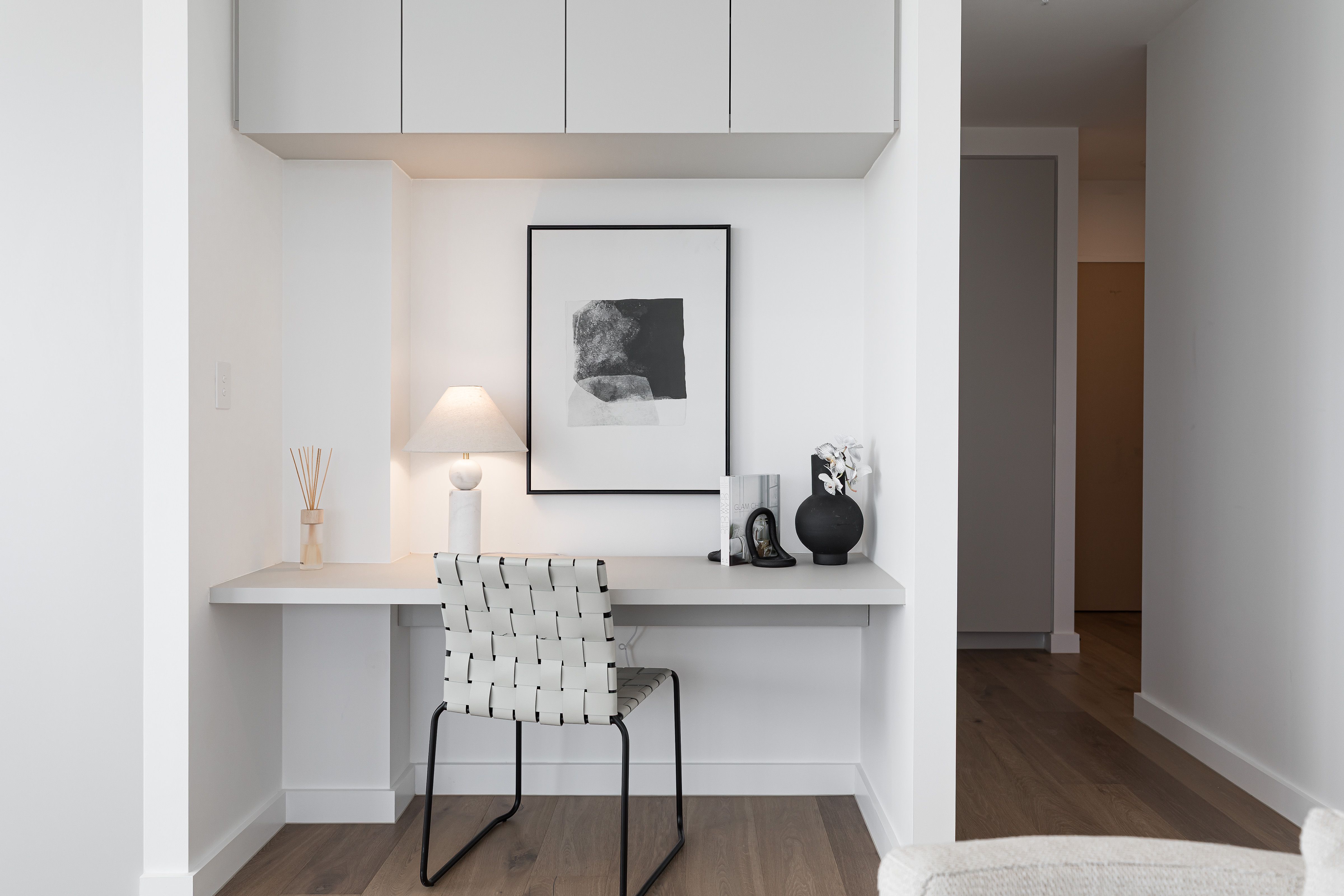 8 Western Cres GLADESVILLE 2111