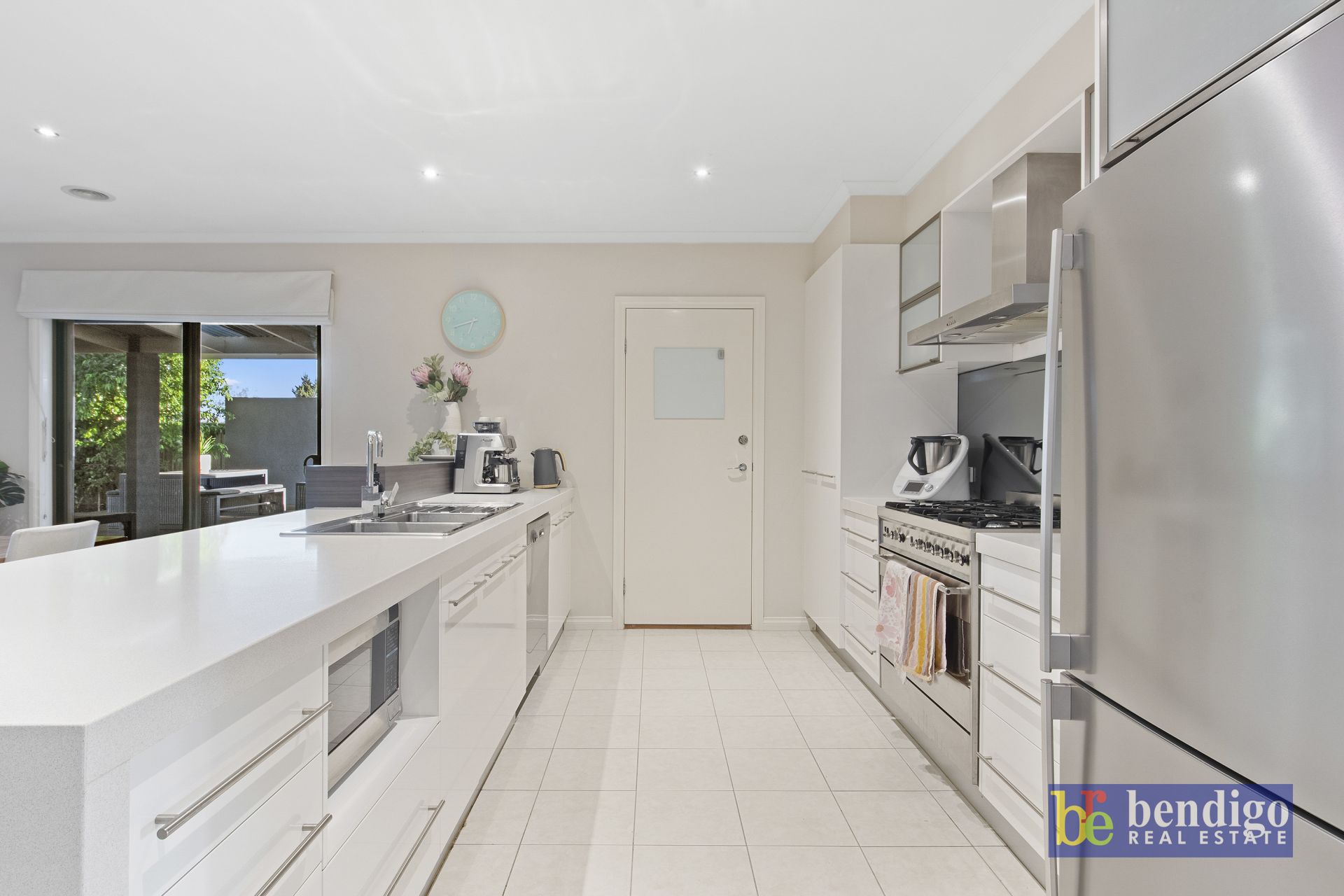 6 Greenfield Drive Epsom VIC, Epsom - Thumbnail 5