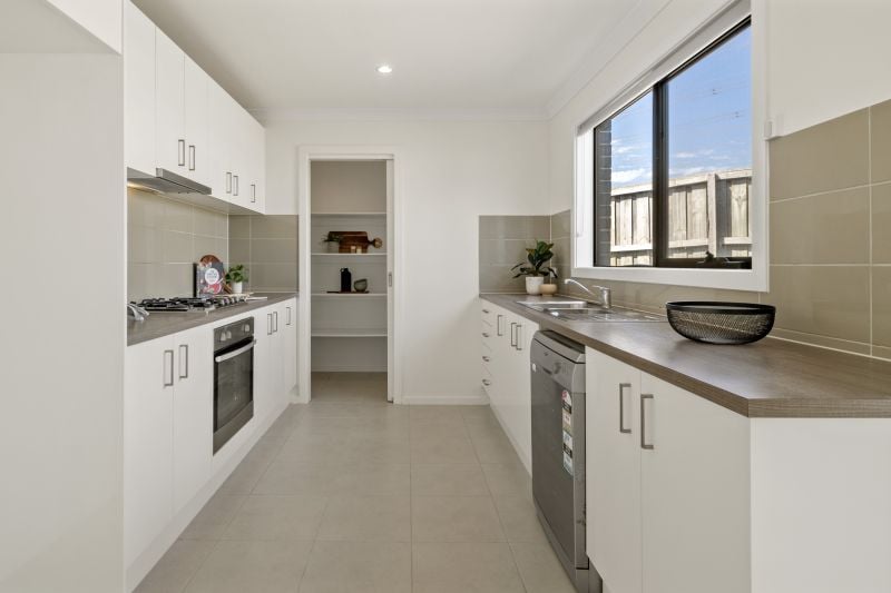 54 Cottage Boulevard, Epping