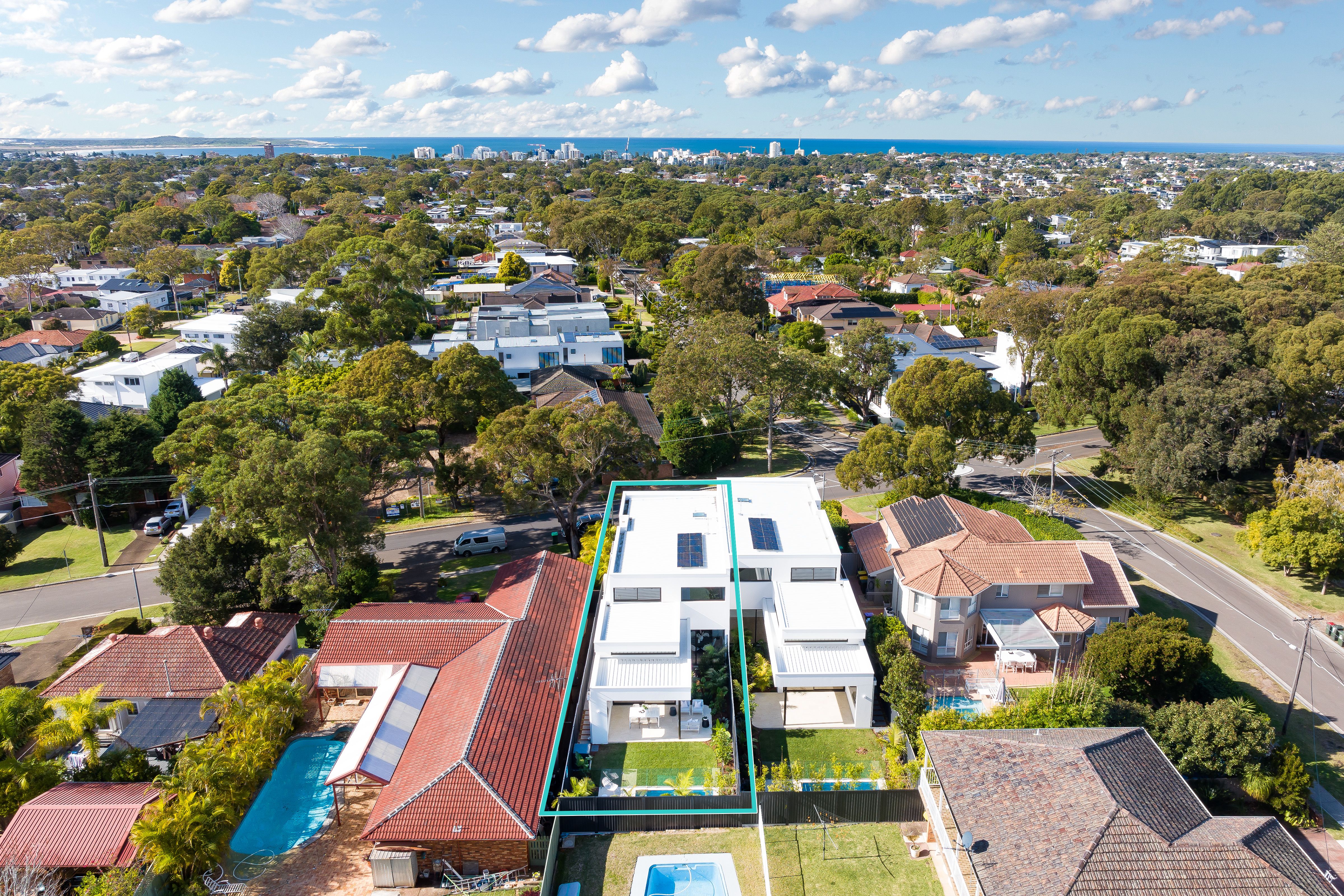 17a Saunders Bay Road CARINGBAH SOUTH 2229