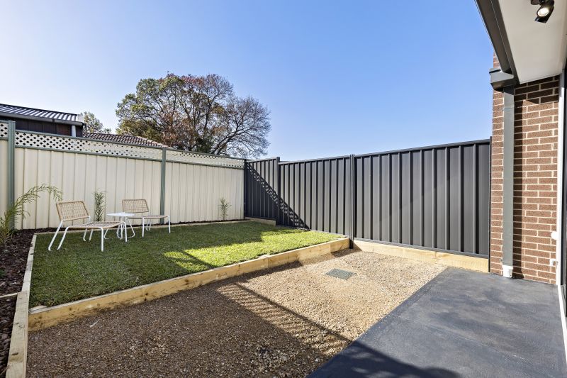 24C Harrington Road, Airport West
